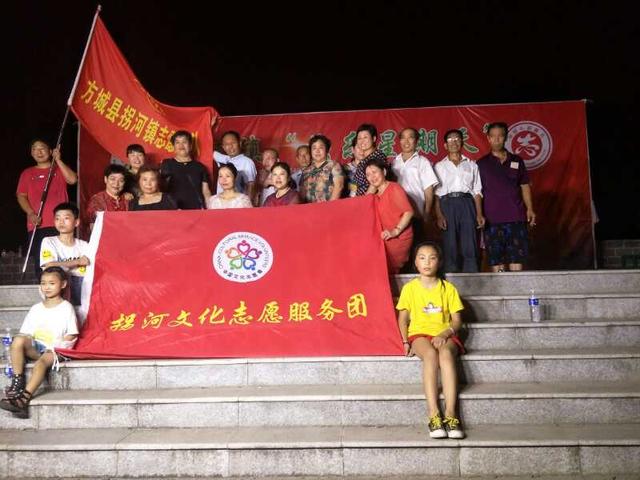 拐河快乐星期天 文化惠民开新篇