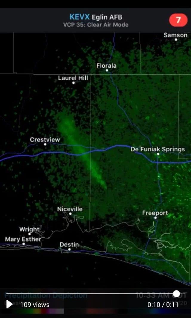 损失一架就少一架，F-22表演时坠毁，美军为抗疫鼓气付出最大代价