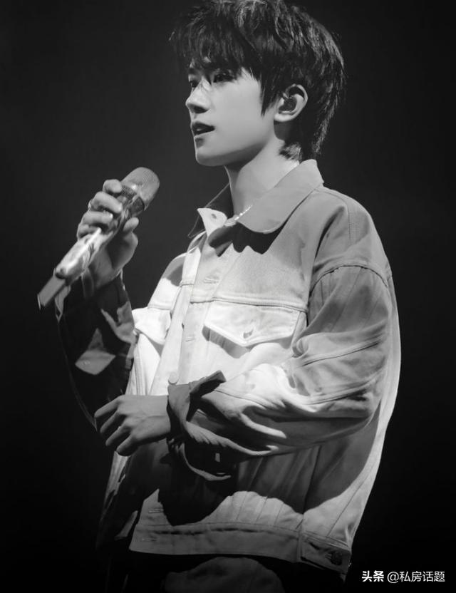 易烊千玺，一个被娱乐圈宠爱的人，你喜欢吗？