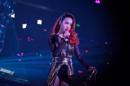 还没开奖先开撕！金曲奖入围女歌手被骂，忍无