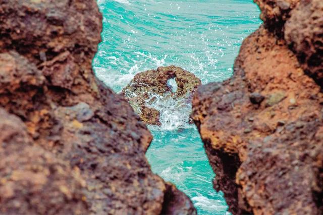 这个夏天值得去的滨海小城，海景秒杀海南厦门