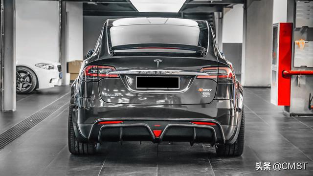 CMST||Tesla Model X 小改怡情