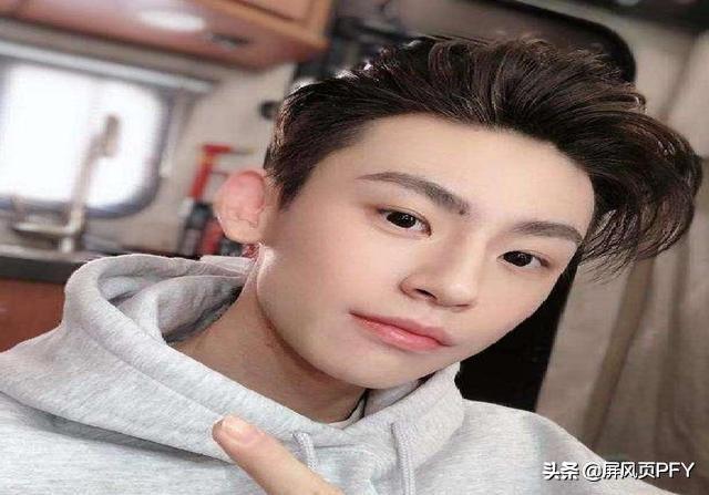 《天涯客》定妆照廉价，张哲瀚含胸被指状态差