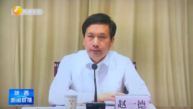 一天之内，陕西调整三名省委常委