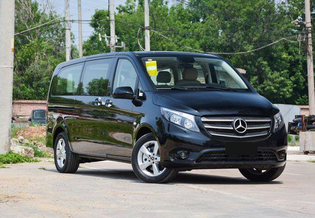 7座“大块头”奔驰也亲民，长近5.4米，2+2+3布局，如今仅28.98万