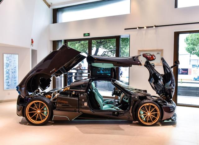 帕加尼Huayra，一辆会行走的艺术品