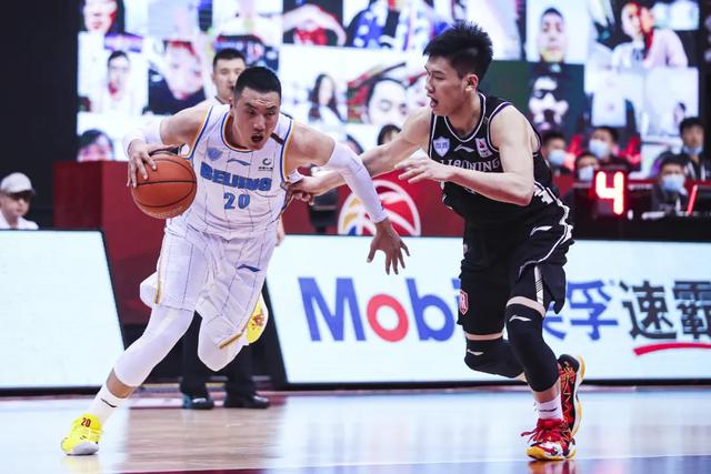 狂言君：郭艾伦迷失辽宁全员莽夫 阿联宝刀未老