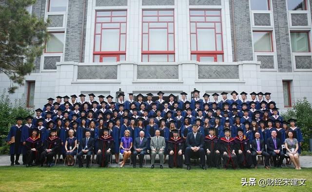 资本圈一件重要的事发生了，最大的投资机会在