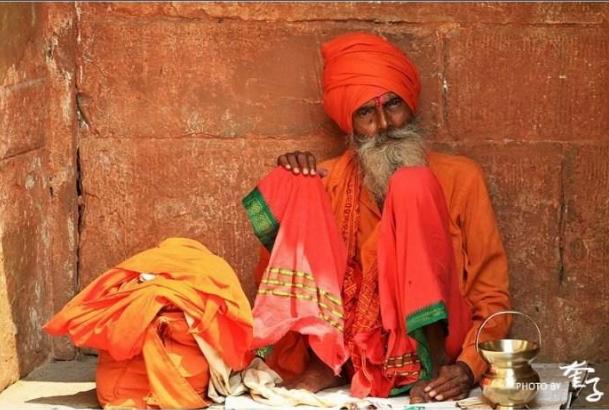 印度小伙来中国装成巴基斯坦人受到热情款待。