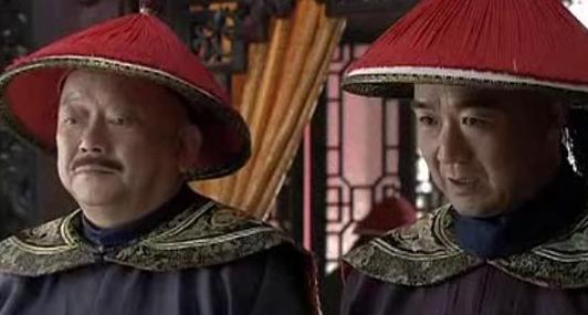 和珅上联："三斤四两五花肉"，纪晓岚出的下联，和珅一脸懊悔