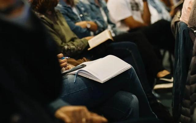 基金定投比你多赚20%的人，TA们做对了什么？​