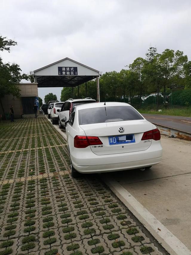 大众旗下的一代经典——大众捷达，皮实耐用型紧凑级家轿的代表