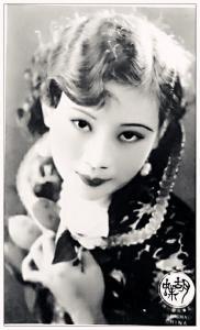 看过影后胡蝶的珍藏老照片，才知道什么是昔日