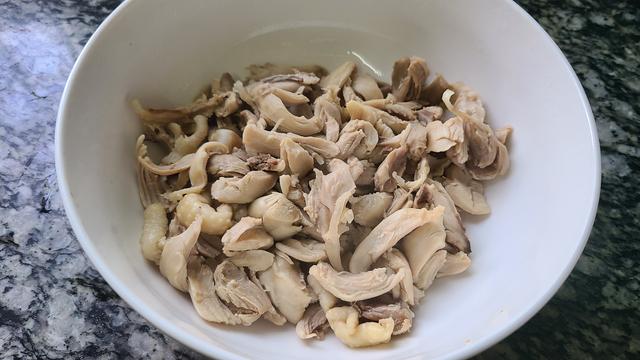 柠檬鸡，好吃又开胃的一道美食，做法简单香味浓，天热吃正好