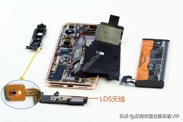 拆解：拆开小米10，整体内部布局与iphone略有相同 ！
