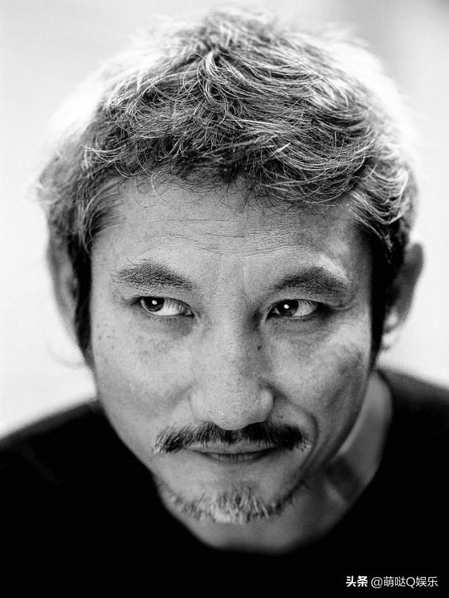 留洋学医的徐克为了梦想选择放弃，转型后打拼十年终成天才导演。