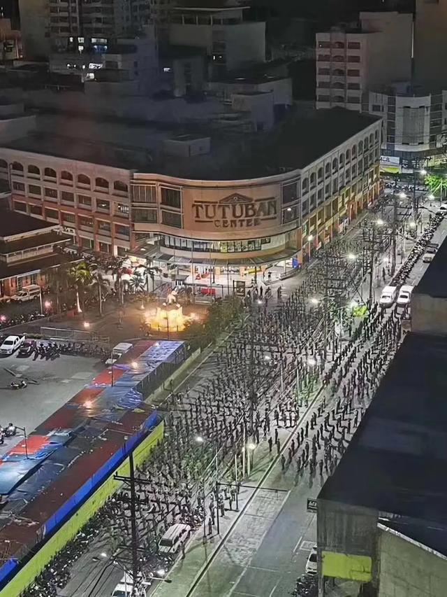 确诊数字逼近9千例，菲律宾马尼拉军警出动，铁