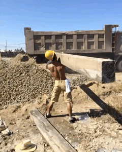 欧文这是想退役？还是杜老板实在，躺拿高薪不说，还当上了股东