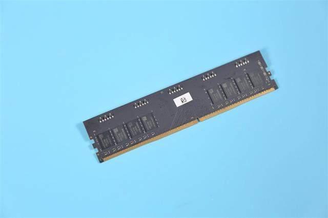 特挑海力士C-DIE颗粒！XPG龙耀D50 3600MHz内存评测：稳超4500MHz