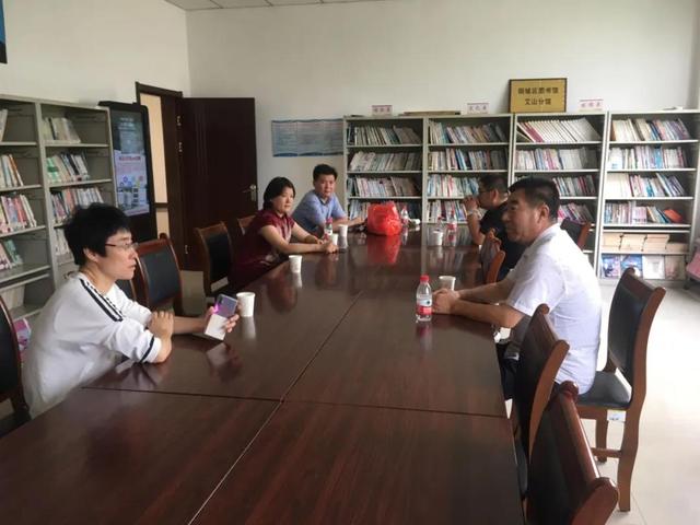 【文明实践快报】济南市第二图书馆志愿服务队开展文化帮扶送图书活动