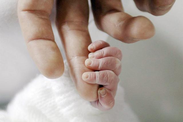 婴儿在多大的时候才认识妈妈？有这三种表现，意味着孩子认识你了