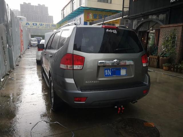 辗转两地冒雨检测两台罕见韩系进口车：起亚霸锐，这车况能买吗？