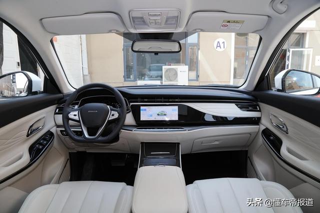 新车 | 长安欧尚X7 EV正式上市 补贴后售15.99-17.99万元