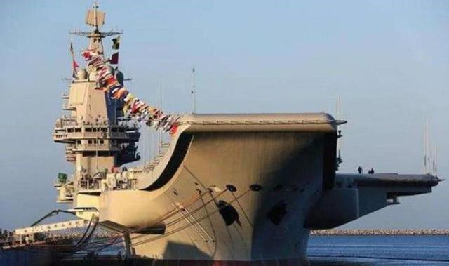 ����⣬С������ɽ���������ж��ټܽ��ػ���������¶��ʵ��Ϣ