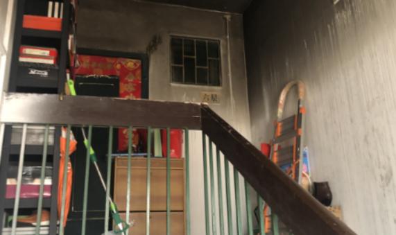 男子家中传出阵阵惨叫,邻居跑进对方家里被吓懵