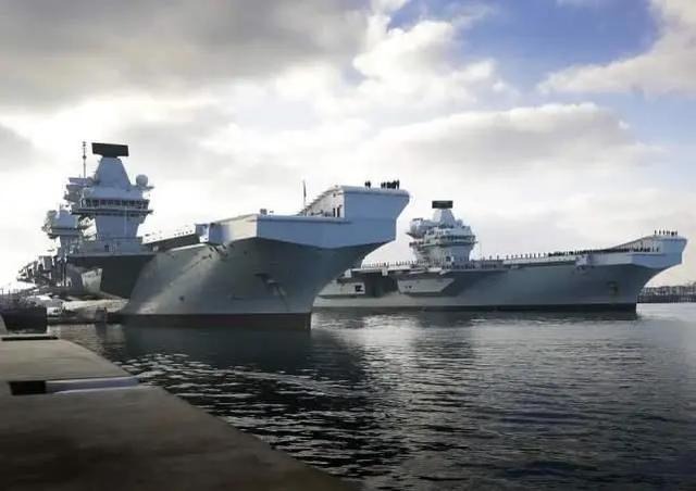 张召忠预言再应验，6万吨航母刚服役就问题重重，无法巡视海峡
