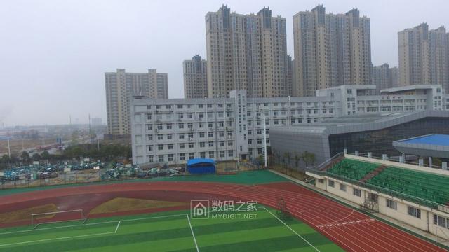 大疆精灵3SE无人机拆解，WIFI图传最高升限4km，内