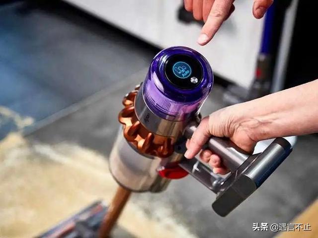 失败5127次、买不起食品、自己缝衣服，卖吹风机