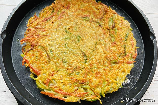 土豆丝别炒了，打2个鸡蛋，不炖不炒不凉拌，我家早餐经常做着吃