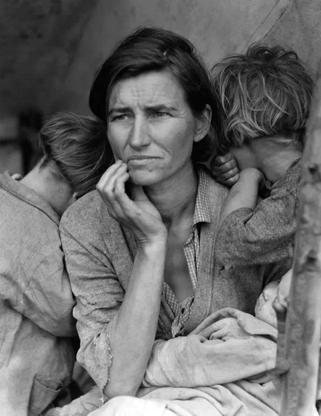二战中那些记录下关键时刻的照片，墨索里尼总是那么抢镜