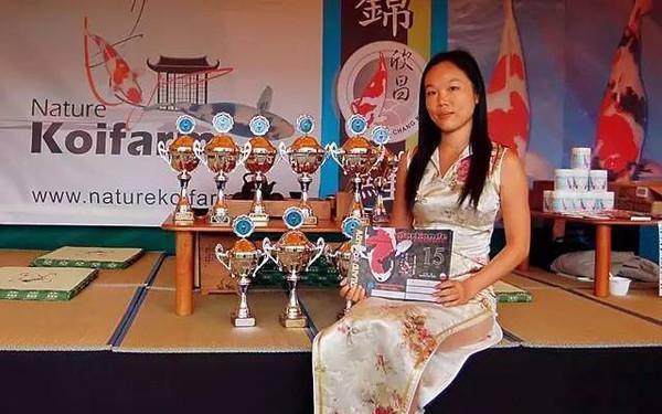 为还父亲2亿债务，她从清华辍学养鱼，15年后，