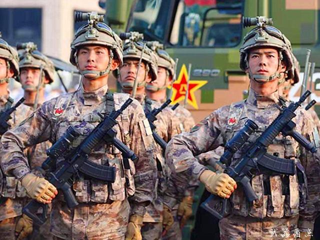 最新型QBZ-1（x）式自动步枪，95的缺点都在新步枪