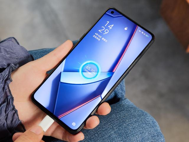 深度体验OPPO Ace2：除了双闪充组合，它能否撑起Ace体验？