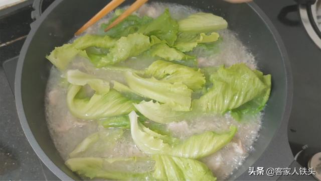 暑假超火爆的一款早餐，食材简单，几分钟出锅，一人吃一锅好美味