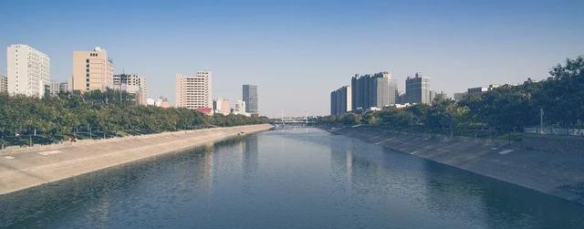 郑州干了件大事，结果房价跌了一年！再这样全国都要忧心忡忡