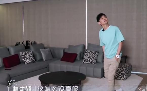 综艺又翻车？林志颖回答问题炫耀家中高科技，
