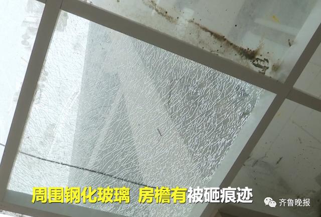 天降锅碗瓢盆自行车，济南一小区22楼花式抛物