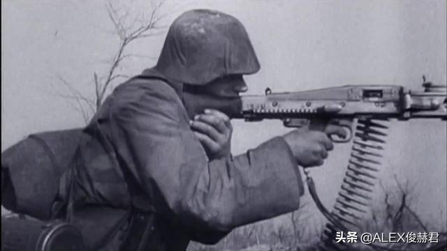 一分钱难倒英雄汉：二战欧洲战场最贵轻武器，不是德军MG42