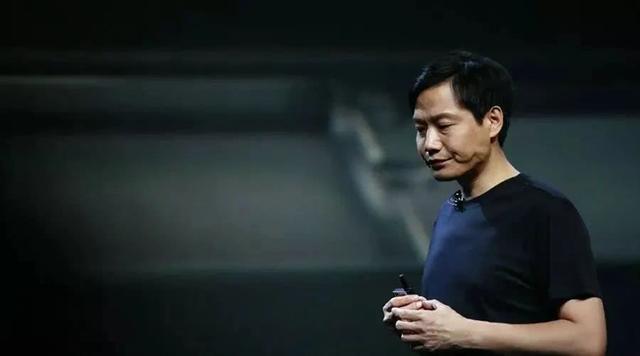 小米跻身全球第4，雷军靠在5点疫情中一天，戴口