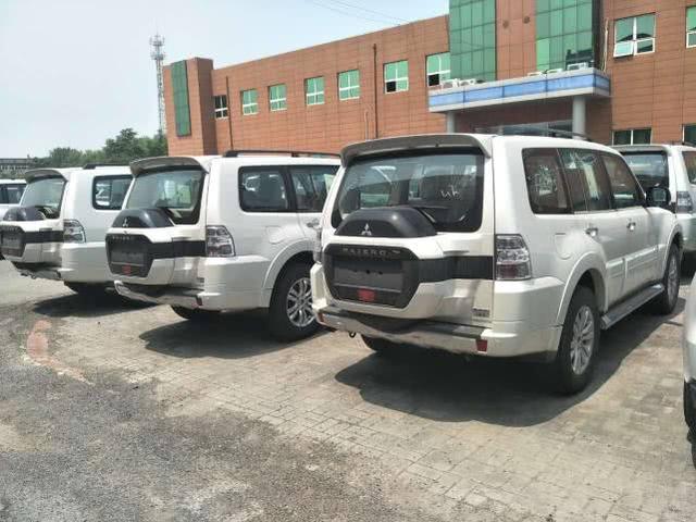 帕杰罗涨价4万，问问车商安的什么好心？