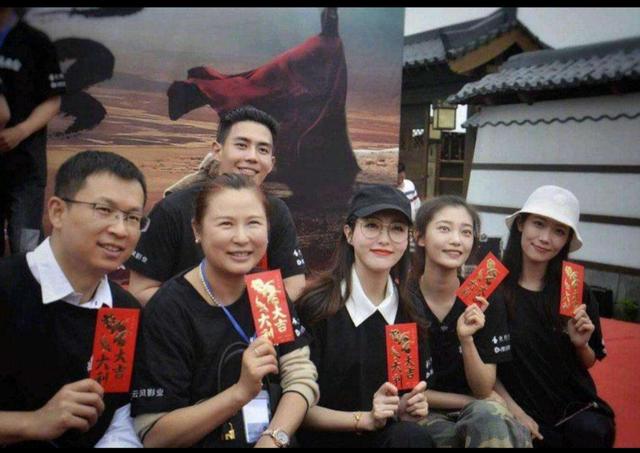 唐嫣官宣生了个女儿：罗晋从此有了两个小仙女