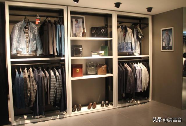 地摊时代来袭！实体店心慌脚乱，失业的有福了