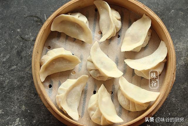 明日入伏，记得吃它，既营养又有寓意，清香开胃，帮你平安度夏