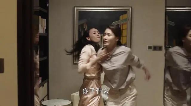 三十而已:顾佳的优秀，离不开她父亲的教育和帮助。