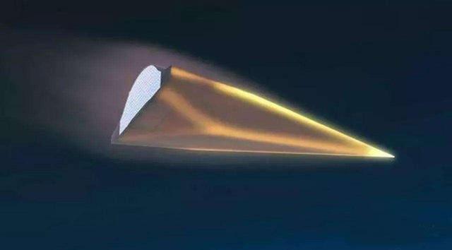 2019年大阅兵首次亮相的东风-17中近程弹道导弹，