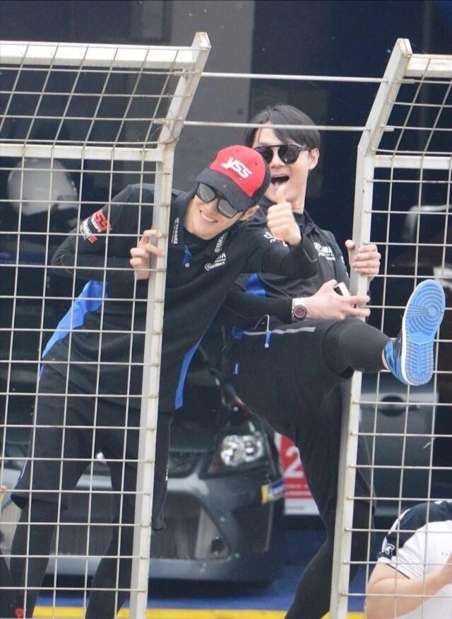 零点|好兄弟就是要零点准时庆生！尹正零点为王一博庆生 暖心叮嘱他忙也要注意身体